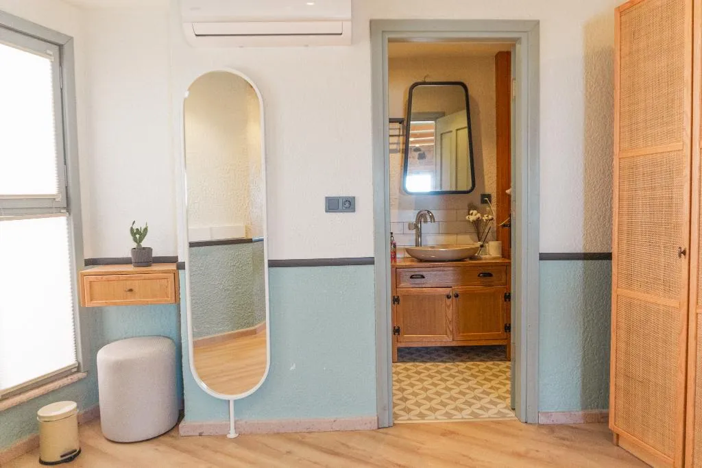 Room, Qara Otel, Izmir
