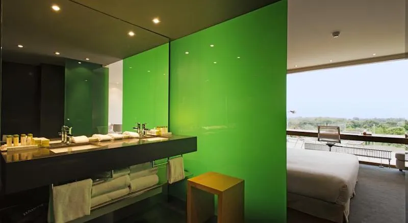 DOUBLE STANDARD Room, La Mola & Conference Center, Barcelona