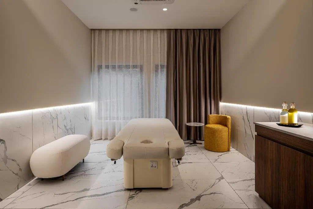 Sports and Entertainment, Radisson Blu Hotel Florence, Florence