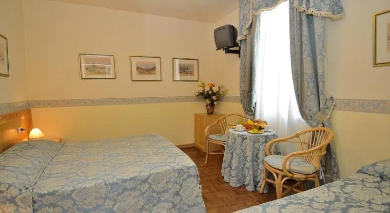 QUADRUPLE STANDARD Room, Villa Angelica, Venice