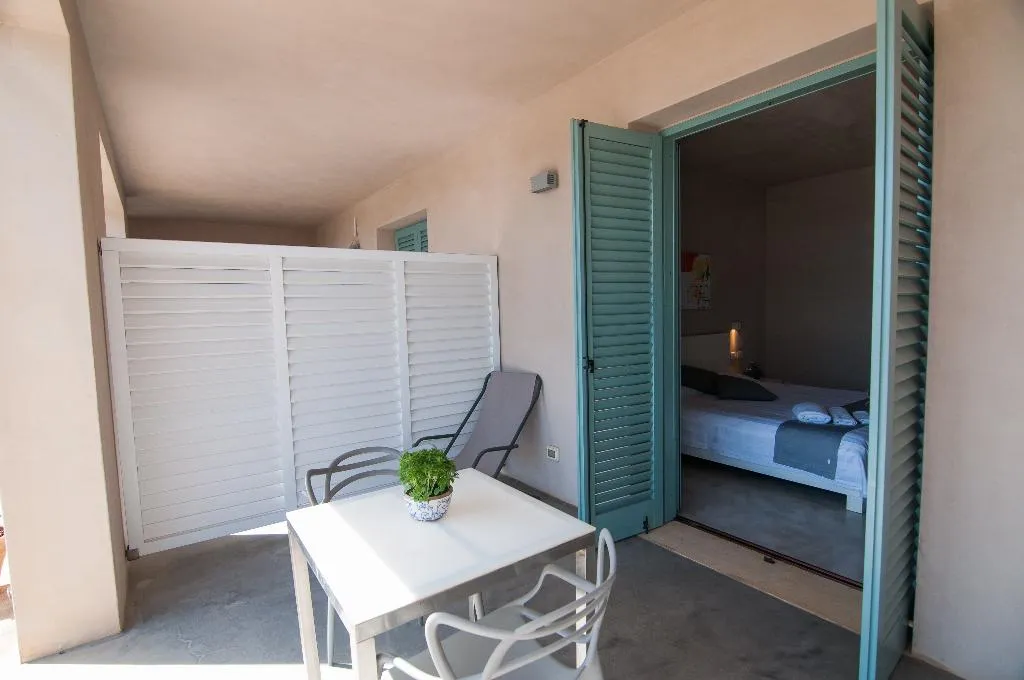 DOUBLE COMFORT SEA VIEW Room, Relais Casina Miregia, Catania