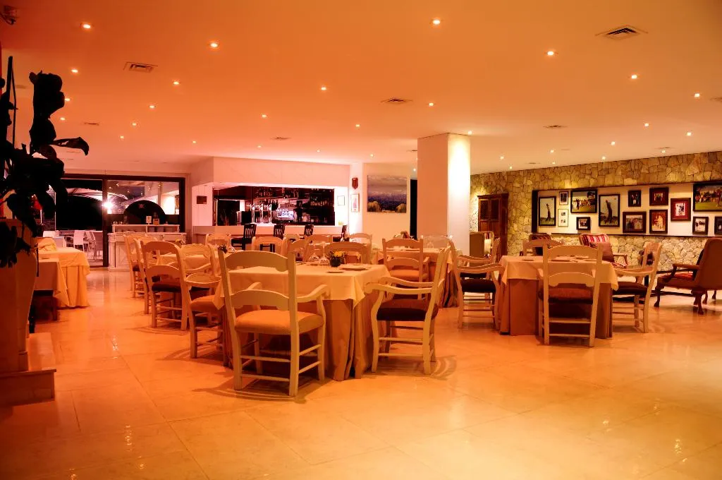 Restaurant, Golf Santa Ponsa, Majorca