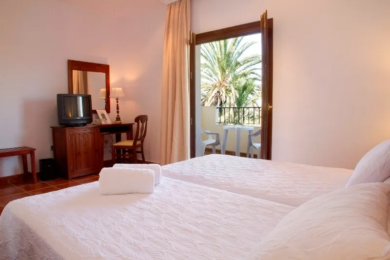 Room, Antonio II, Costa De La Luz