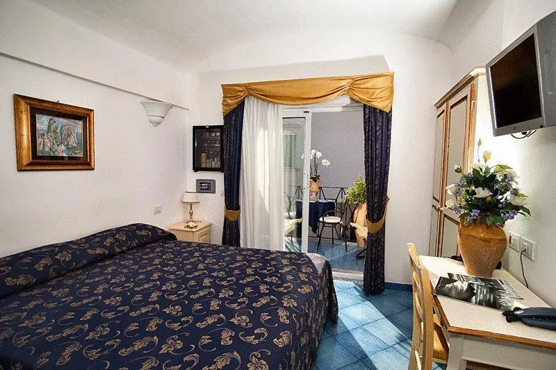 Double or Twin SEA VIEW Room, Bussola di Hermes, Naples