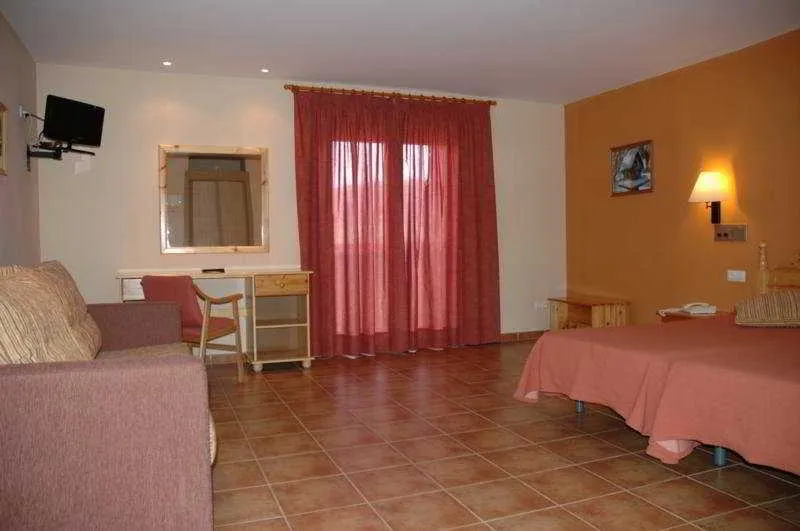 Room, Supermolina, Costa Brava