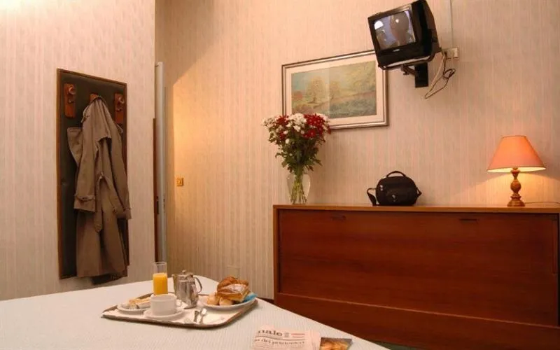 General view, Hotel London, Milan