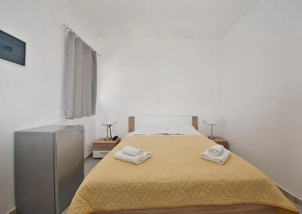 Double or Twin POOL VIEW Room, Caldera View Resort-Adults only, Santorini