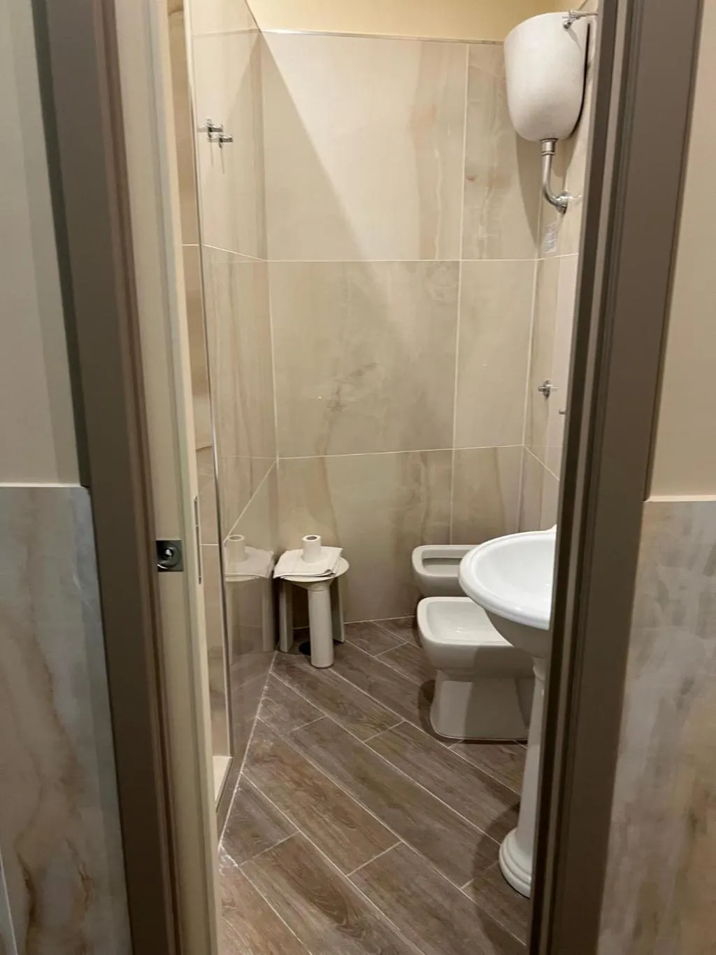 DOUBLE STANDARD Room, Iris, Naples