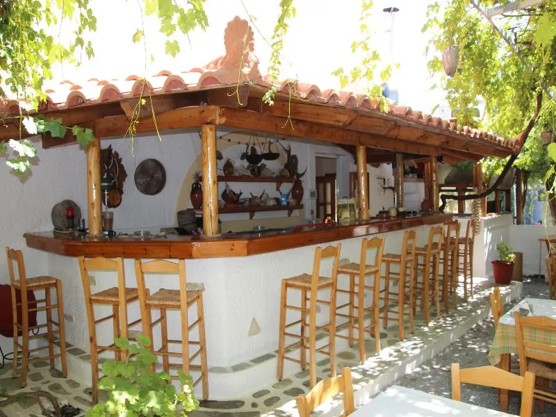 Bar, Cohyli, Samos