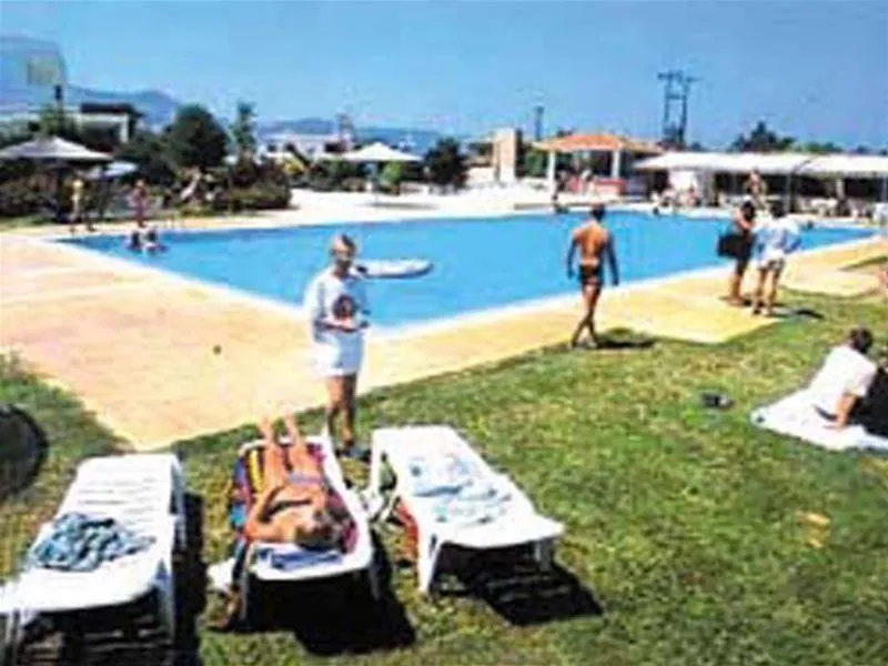 Pool, Lambi, Crete