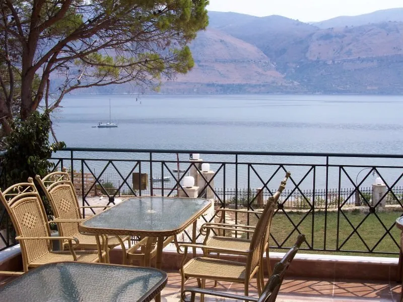 Terrace, Lazaratos Hotel, Kefallinia