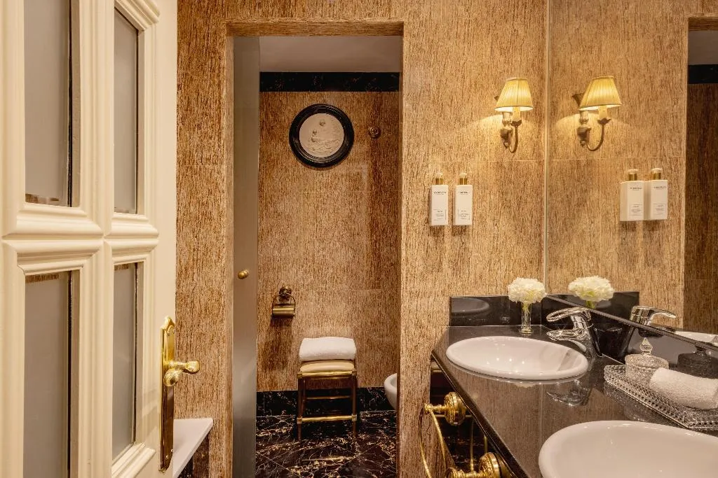 Double or Twin CONNECTING ROOM Room, Hotel Fenix Gran Meliá, Madrid