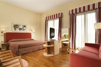 Atahotel Quark Due Residence, Milan