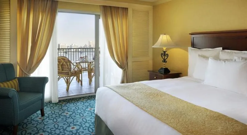 SINGLE DELUXE Room, Cairo Marriott hotel & Omar Khayyam Casino, Cairo