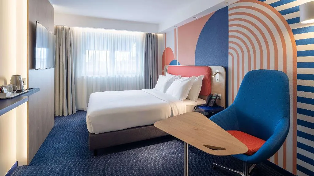 Double or Twin PREMIUM Room, Holiday Inn Express Lisbon Principe Real, by IHG, Lisbon