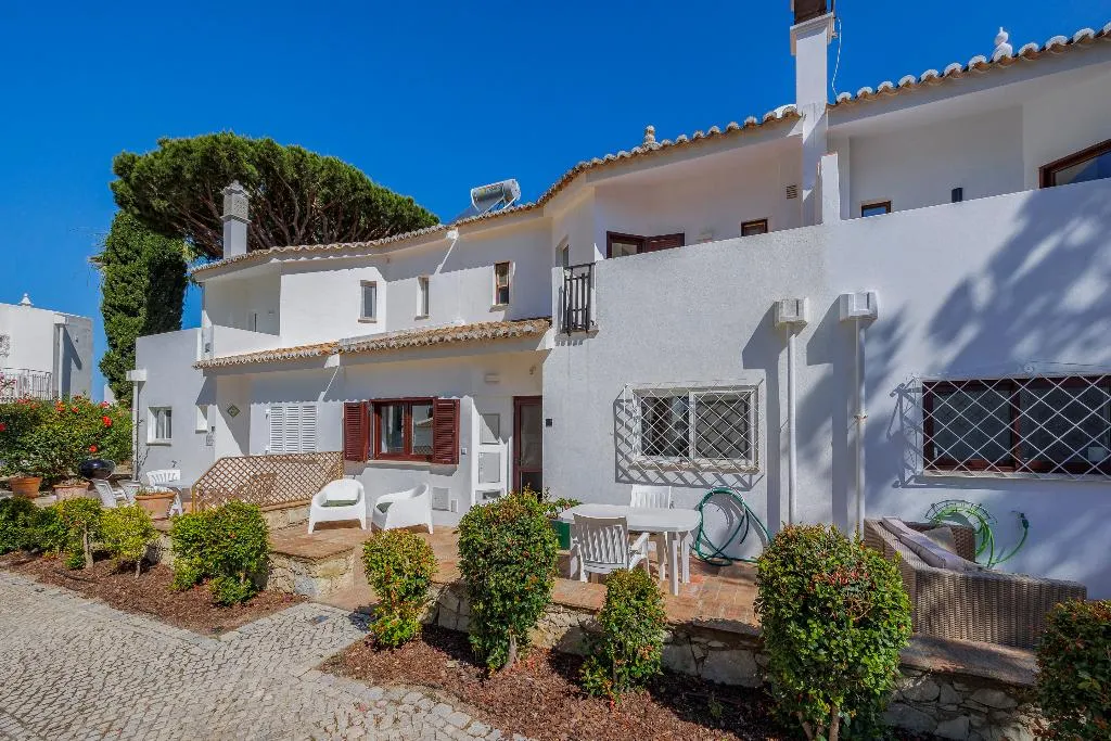 TOWNHOME THREE BEDROOMS Room, Vale Do Lobo Resort, Algarve