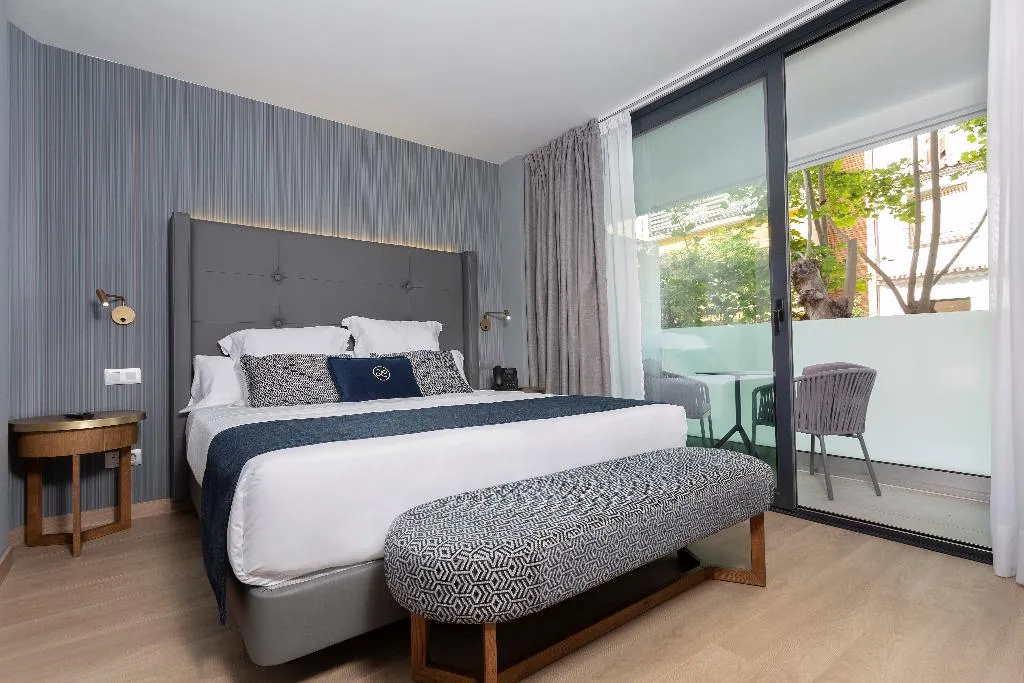 DOUBLE WITH TERRACE Room, Lima, Costa Del Sol