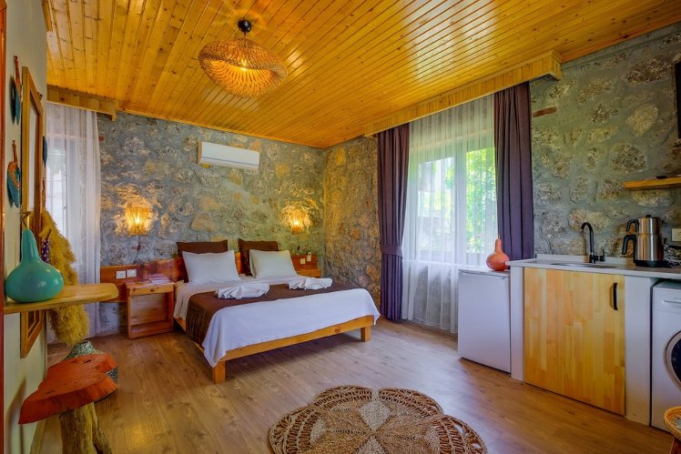 Faralya Yörük Evi, Dalaman