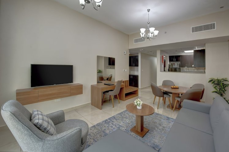 Royal Regency Suites Dubai Marina, Dubai