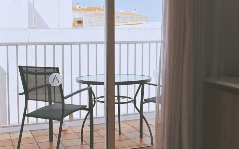 DOUBLE WITH TERRACE Room, Hotel Alfons, Menorca