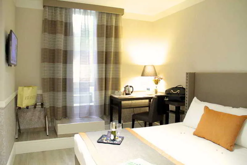 Room, Fragrance St Peter Hotel, Rome