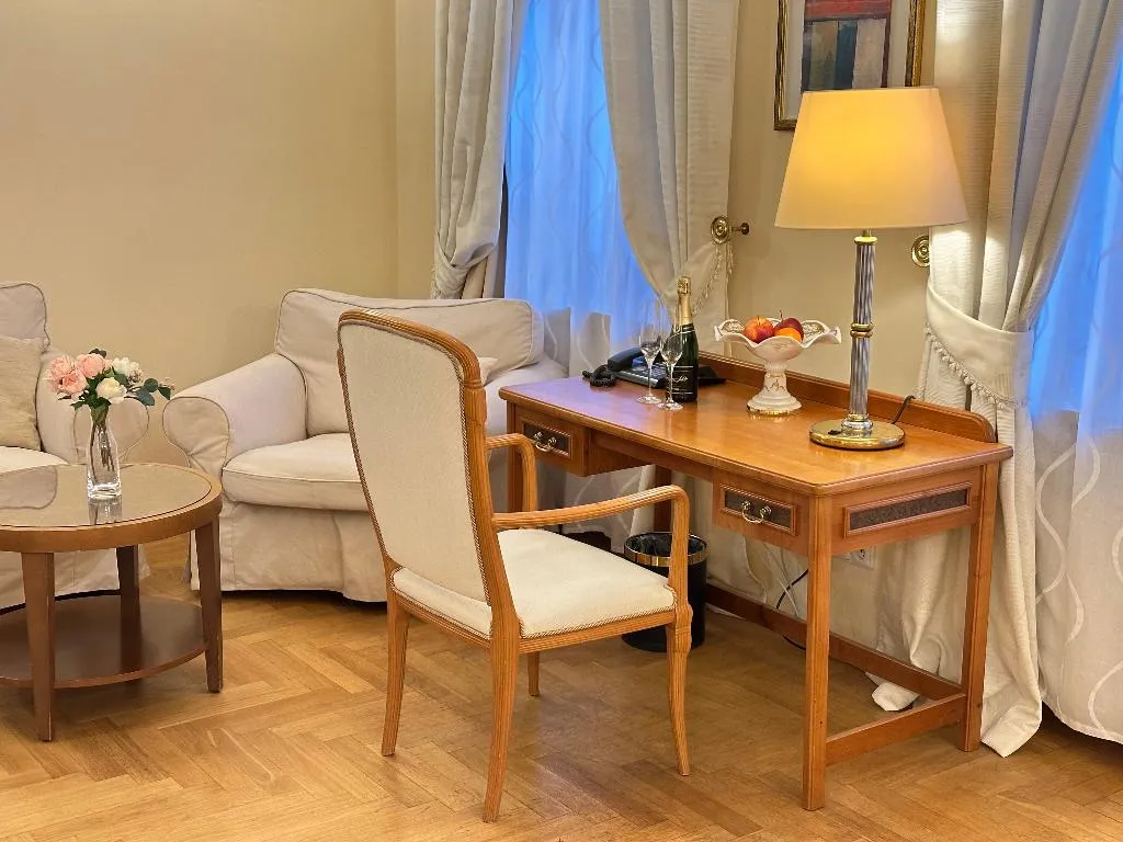 JUNIOR SUITE BASIC Room, Fleur De Lis Hotel, Prague