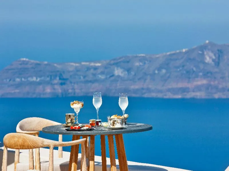 General view, Gold Suites, Santorini