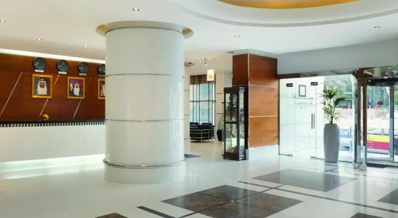 Lobby, Golden Sands Hotel & Residences, Dubai