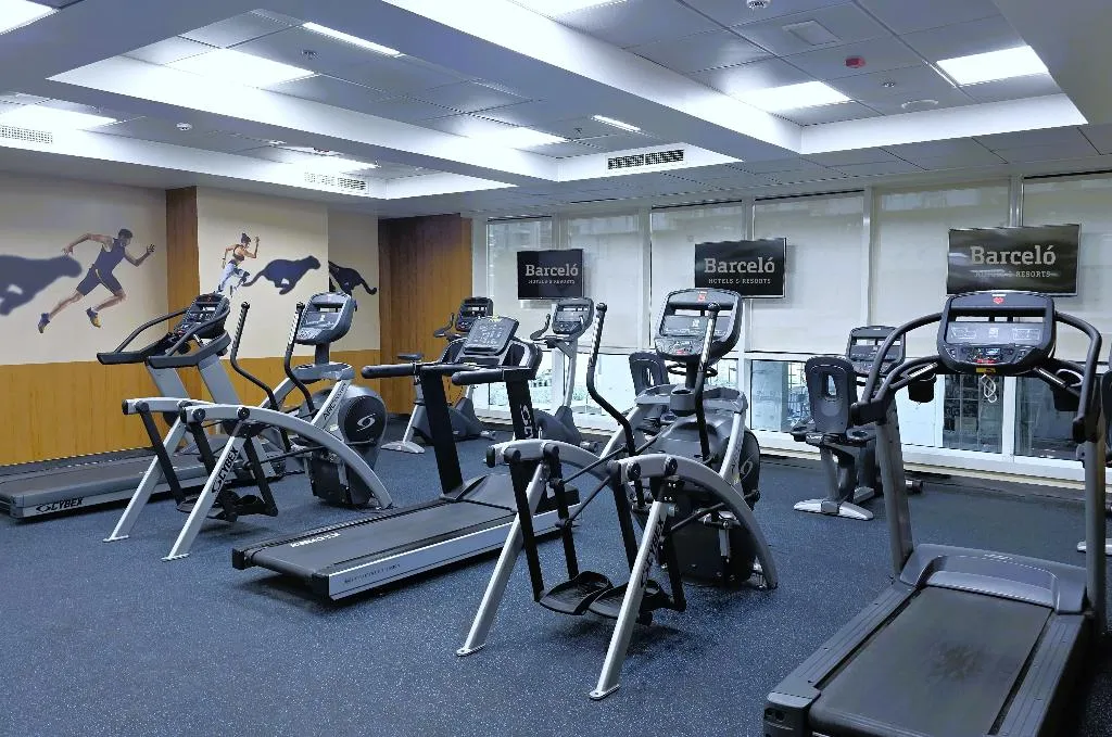 Sports and Entertainment, Barceló Residences Dubai Marina, Dubai