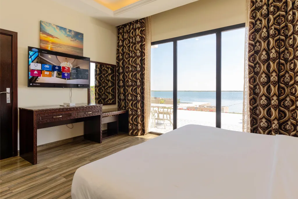 SUITE OCEAN VIEW ONE BEDROOM Room, Palma Beach Resort & Spa, Dubai