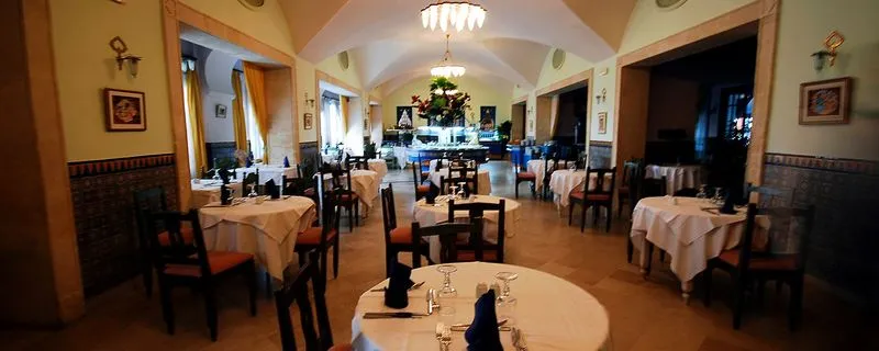 Restaurant, Diar Lemdina, Tunisia