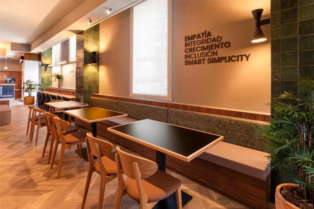 Bar, B&B HOTEL Alicante Centro, Costa Blanca
