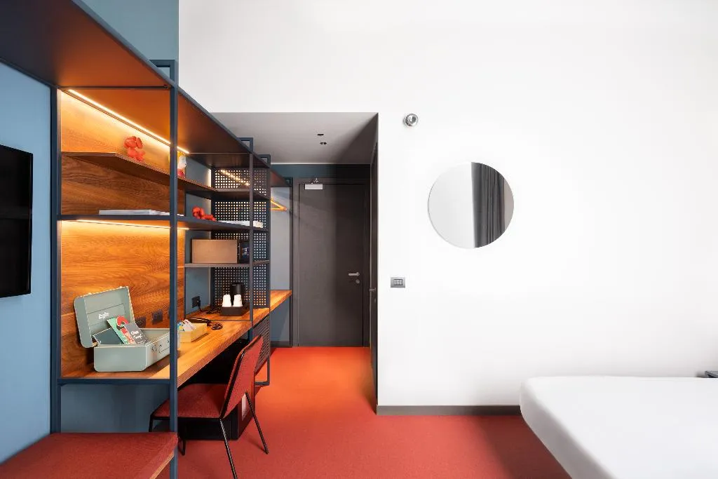 DOUBLE CLASSIC Room, 21 House Of Stories Navigli, Milan