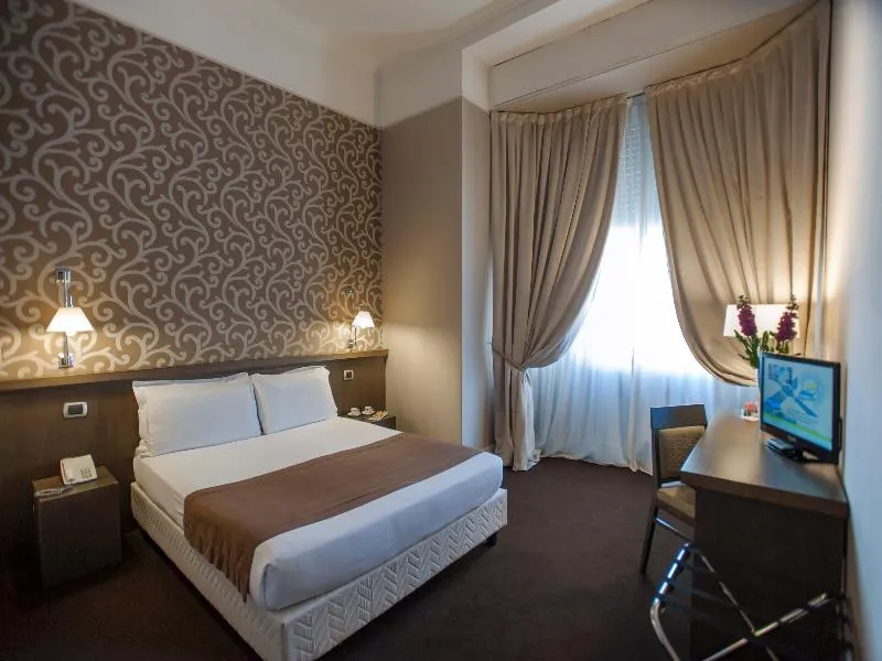 Double or Twin SUPERIOR Room, Villa Torlonia Hotel, Rome