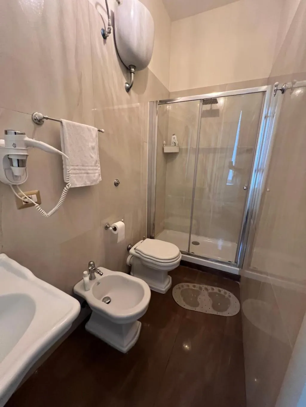 DOUBLE STANDARD Room, Guesthouse Maria Francesca, Naples