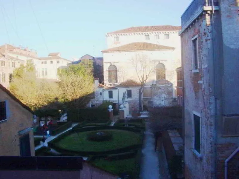 General view, B&B Leonardo, Venice
