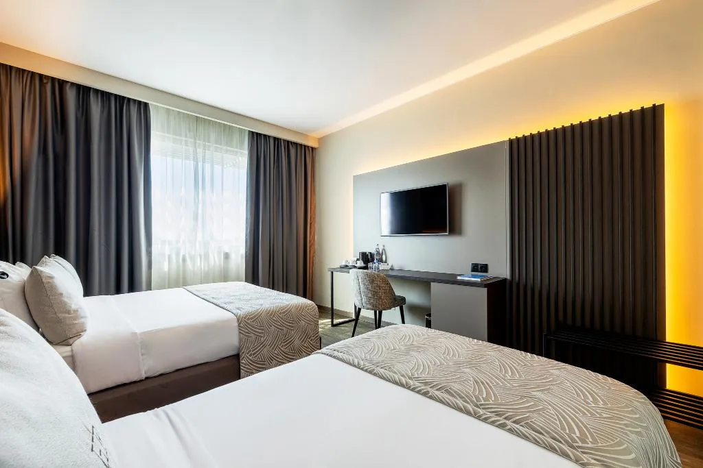 DOUBLE CAPACITY 3 Room, HF Ipanema Porto, Porto