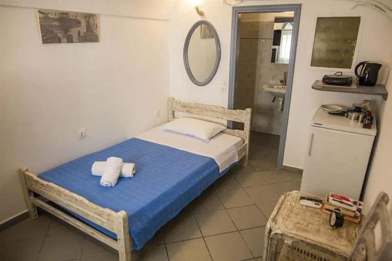 General view, Maryloujohn Villas, Santorini