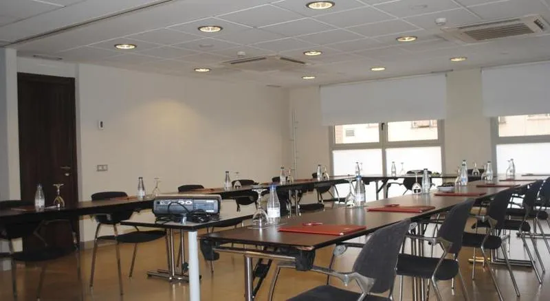 Conferences, Suites Viena Plaza de España, Madrid