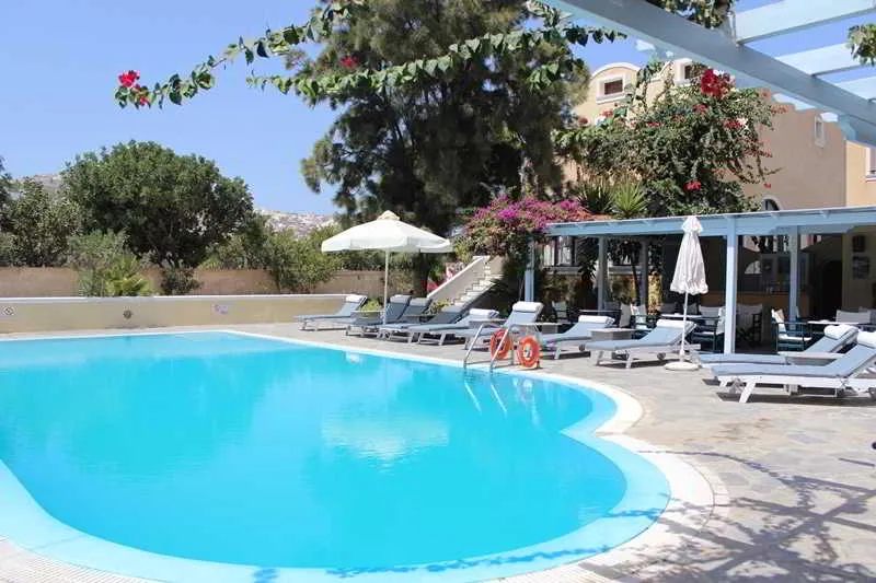 Pool, Alia, Santorini