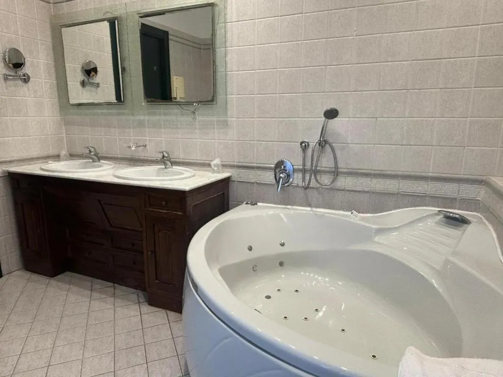 DOUBLE STANDARD Room, Da Mariuccia, Milan