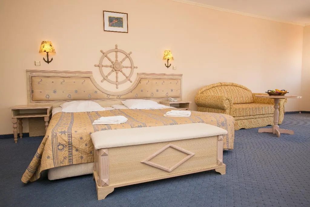 STUDIO SEA VIEW Room, Royal Park, Bourgas