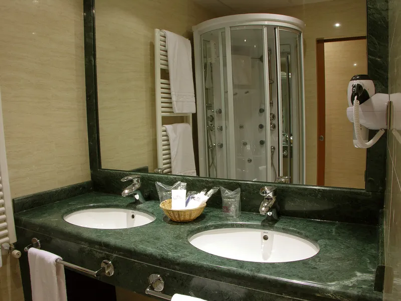 DOUBLE SINGLE USE STANDARD Room, Dos Castillas, Madrid