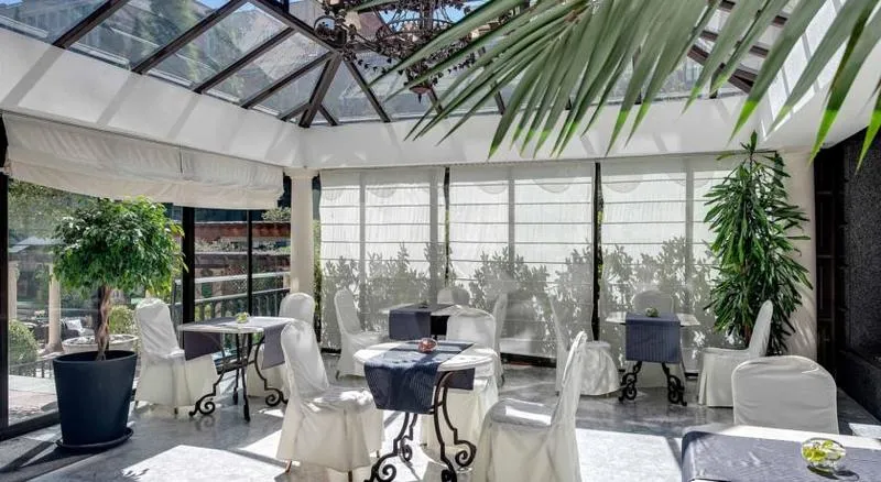 Terrace, Miguel Angel, Madrid