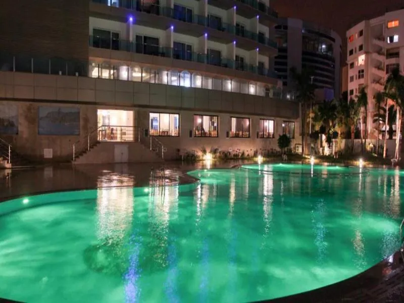 Pool, Royal Tulip City Center, Tangier