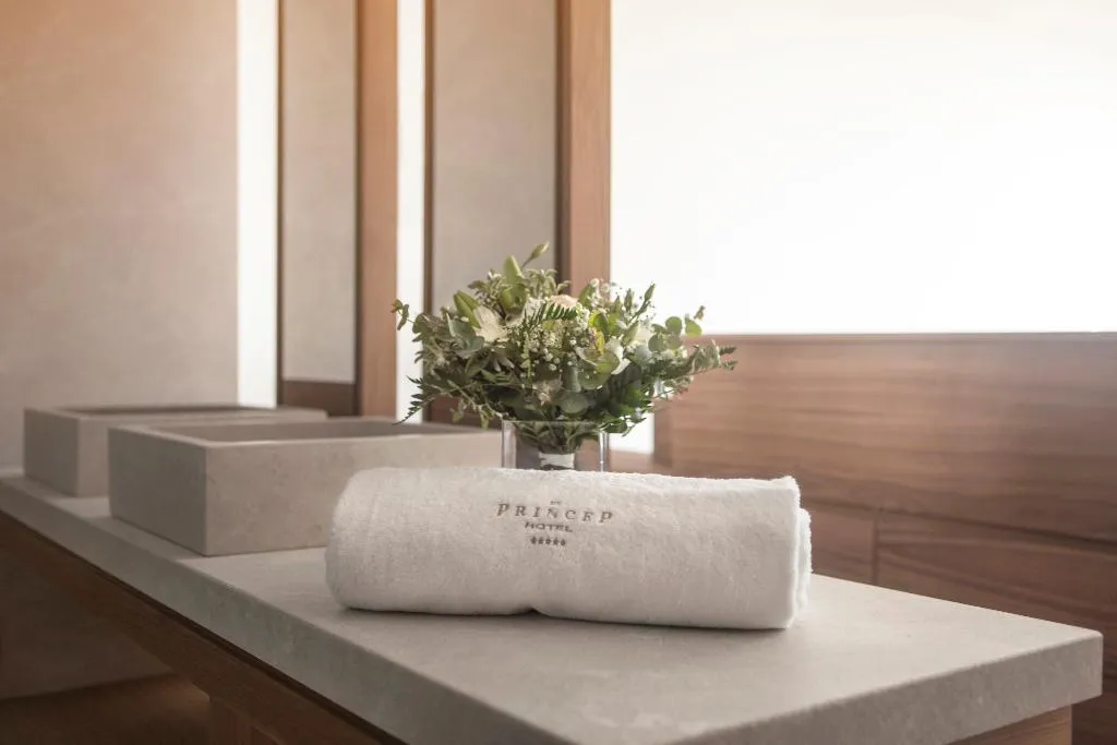 DOUBLE SINGLE USE SUPERIOR Room, Es Princep, Majorca