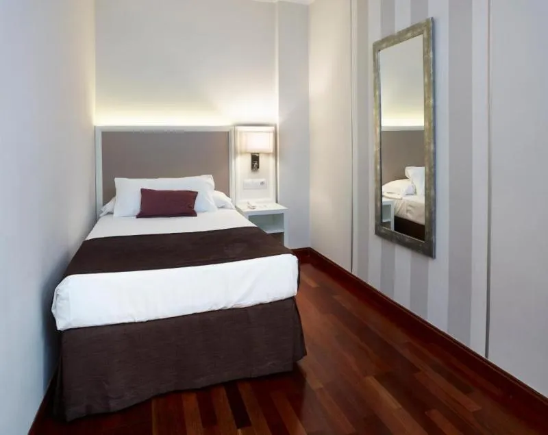 SINGLE STANDARD Room, Maestranza, Costa Del Sol