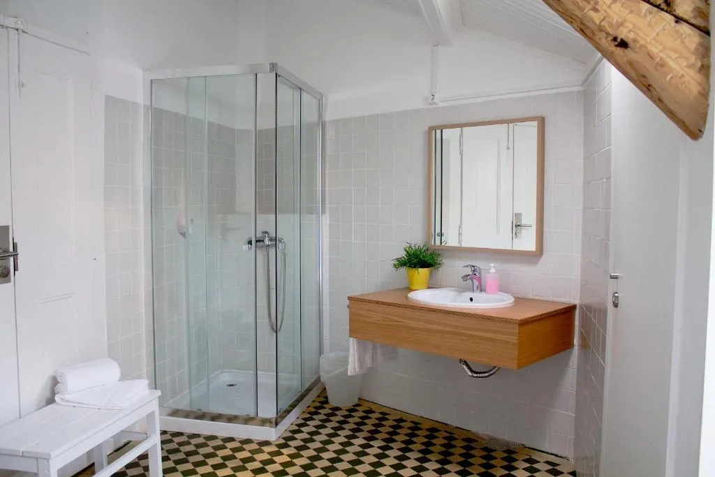 DOUBLE STANDARD Room, WW Hostel & Suites, Porto