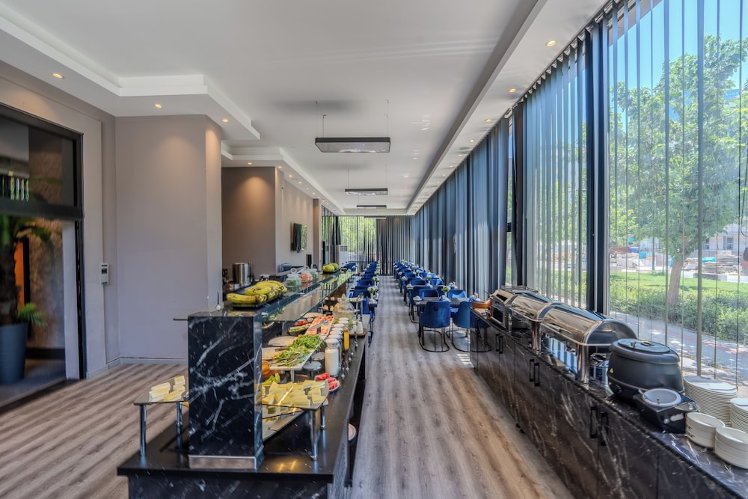 Marlen Hotel Bayraklı, Izmir