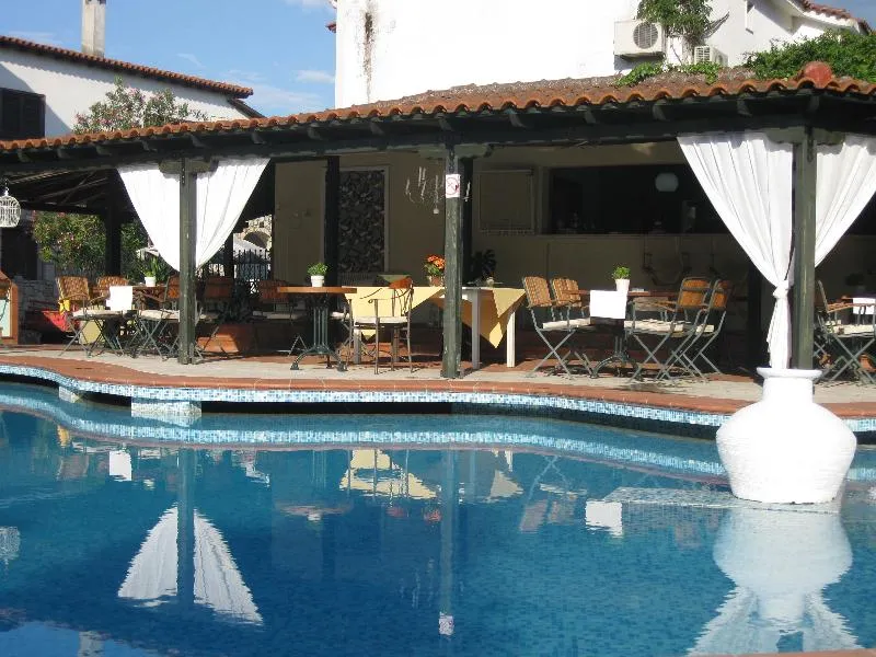 Pool, Eden, Halkidiki